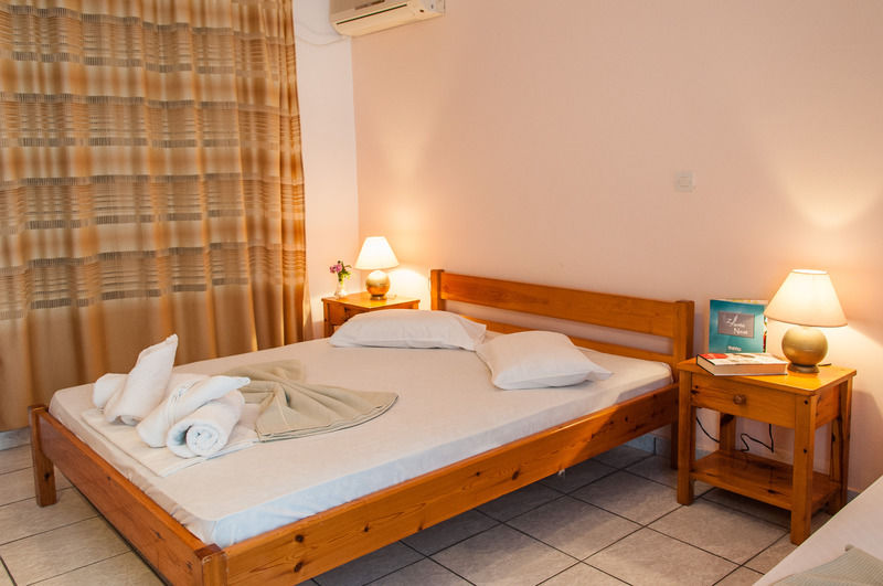 Zante Nest Studios & Apartments Alikanász Kültér fotó